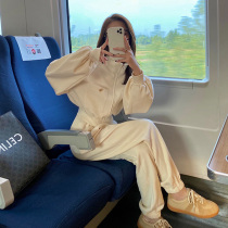 Leisure sports suit female celebrity temperament foreign style high-end fried street harbor style retro sportswear two-piece set