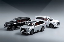 LCD1:64 alloy model Lexus LX570 SUV luxury off-road vehicle