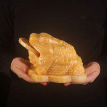 Natural Yellow Jade Golden Toad Swaying Pieces Trifoot Jade Sculpture Golden Cicadass Office Feng Shui Feng Shui Poly and Crafts