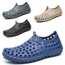 Mens hole shoes mens sandals mens tide sandals 2021 casual water shoes non-slip summer mens size 45 cool