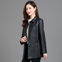 Eight pages of melon autumn winter leather leather women 2021 Haining sheep new products middle-aged mother rest short coat