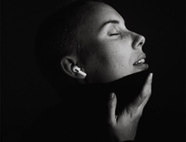 Its good to give people away for their own use 50 binaural calls Android phones can also use headphones to charge