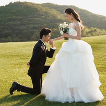 Tapless light wedding dress 2021 new bride simple temperament Mori Super fairy dream little man French dress travel