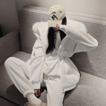 White sports suit women autumn and winter Net red fried street leisure fashion plus velvet padded vest three-piece foreign style