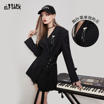 (new) Selfie Pocket Black Design Sensation Little Crowdsuit Jacket Woman 2022 Chun High Sensation Little West Suit