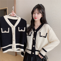 Xiangfeng short chic sweater knit coat women autumn and winter 2021 New Korean version V neck cardigan top