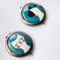 Girls gift girl heart creative vintage cute cartoon ceramic portable portable mirror Foldable makeup small mirror