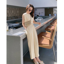 2021 new female sweet and spicy summer dress with set casual pants salt Net red fried street wear two-piece summer