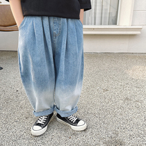 Slightly childlike boys spring and autumn clothing jeans 2022 New childrens Han version gradient long pants to wear foreign air