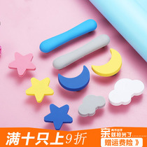 Childrens room wardrobe door handle Cute color cartoon drawer handle Plastic soft rubber handle Anti-collision silicone handle