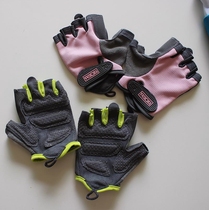 Sports gloves female gym equipment training horizontal bar dumbbell non-slip wear-resistant breathable half finger anti-cocoon Palm