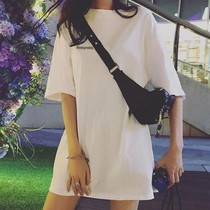 Short-sleeved womens Hong Kong style simple street summer Korean version loose mid-length t-shirt ins tide half-sleeved lower body missing top