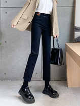 Black straight jeans womens 2022 autumn and winter new high-waisted small plus velvet thickened nine points raw edge cigarette pants