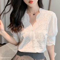 Chiffon shirt womens short-sleeved lace shirt 2021 summer fashion Western style design sense niche V-neck embroidered top clothes