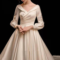 Satin light main wedding dress 2021 New French temperament bride Super fairy retro simple atmosphere tailed little girl