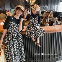South Koreas pro-daughter dress female 2022 new summer clothes break flowers fake two dress Korean version of female dress foreign air