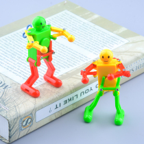 Childrens small toy chain dancing clockwork robot creative Cute kindergarten prize cartoon interesting small object