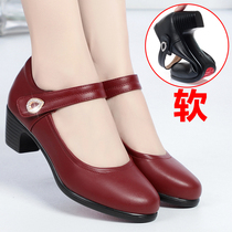 Mother shoes middle-aged single shoes leather soft sole comfortable non-slip womens shoes mid-heel autumn shoes middle-aged and old red leather shoes