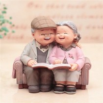 The new 520 white head and old too old man swings a Valentines Day to send his girlfriend a birthday present girls wife boyfriend