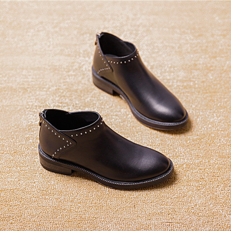 Original rivets and nude boots leather round-headed flat-bottomed large-size autumn winter model Martin English hundred after zippered boots girl