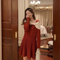 Meat end autumn and winter long sleeve knitted dress female waist slim French bow hairpin red sweater skirt