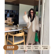 (Limited edition)Fu Zhien cedar love saga imported color fox fur jacket female V-neck young fur