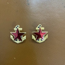 Stock Old stock 87 large hat emblems old hat emblems 87 large eaves hat emblems Metal Badges Zero Flowers in the last century