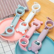Creative four-in-one multi-purpose bear bottle opener Beverage cans Beer screwdrivers Canned can opener protection nail art
