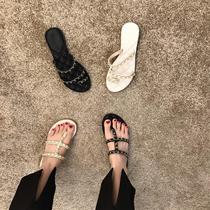 South Koreas new super fire women shoes blast net red clamps and feet slippers late night with small fragrant French sandals