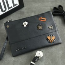 Korean version of the new mens hand grip Fashion Leather rivets Cortex Hands bag Leisure Street ipad File Package