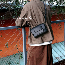 YUEN small crowdsourced senior sensation male and female retro diagonal satchel light extravagant small square bag Jane about 100 lap single shoulder bag neutral tide
