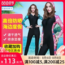 Shark bat wetsuit Womens one-piece sunscreen long-sleeved swimsuit Couple belly cover slim jellyfish suit mens plus size snorkeling suit