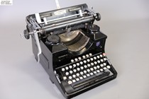 Domestic spot Germany 1936 TRIUMPH standard 12 antique vintage large professional mechanical typewriter