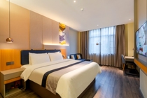 Homeinn Hotel (Jinbiao) - Guangzhou Tianhe Longdong Botanical Garden Subway Station Intelligent Superior Business Room
