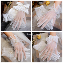 Elegant and simple sweet bride gloves lace soft mesh Pearl wedding yarn wedding bow bridesmaid accessories