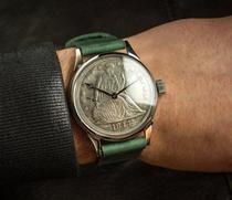 Ukrainian Coin ◇ Ancient 1970s Soviet mens mechanical old Coin retro leather military watch watch
