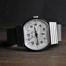 Ukrainian Elegant ◇ Ancient 1980s vintage silver Soviet mens oval mechanical watch watch