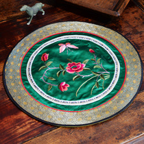 Hand embroidery Beijing embroidery 70 s old embroidery piece home accessories cushion silk Song brocade export gifts Chinese style decoration