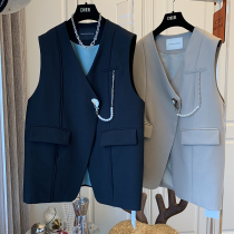 Design sense niche Korean fashion stitching pearl chain pea buckle V collar suit vest vest jacket 2021 ~