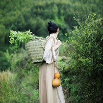 Basket bamboo weaving big and small back bamboo basket dance Sichuan Chongqing Guizhou childrens props