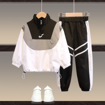 2022 new spring childrens clothing boys spring suit Western style spring and autumn style Korean version of the childrens sports and leisure two-piece suit