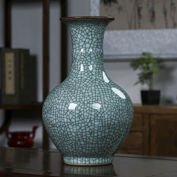 A Cizhou painted green-glazed handled bottle vase Song