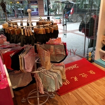 Rotating underwear shelf display rack round floor underwear Zhongdao breast rack hanging shorts shelf shop display rack