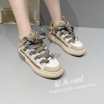 European goods ins shoes 2021 European station autumn explosion leather perforated color color tie strap self-retention thick soled high shoe