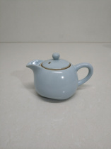 In the 1970s and 1980s old porcelain collection Tianqing Ru kiln small teapot stock old factory kung fu Teapot Tea Tea Sea