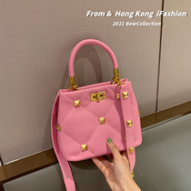 Senior Sense Fashion Personality Rivet Kitten Bag 2021 New Tide Womens Bag Large Capacity Single Shoulder Strap Hand bag