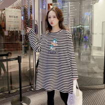 Pregnant womens autumn fashion long sleeve T-shirt loose pregnant womens tide 2021 spring and autumn coat womens belly does not show