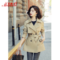 Short style windsuit woman 2022 Spring loaded new high-end popular temperament with long small sub-card its color short coat