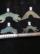 Antique bronze ware ancient coin Chunqiu Warring Guoyuan is also known as a shovel cloth red spot green rust for film and TV props collection