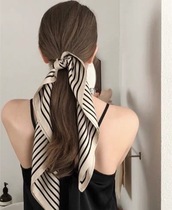 Korean version of good texture new retro sunscreen small silk scarf professional Joker small square scarf female decorative scarf hair band
